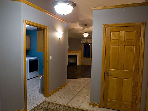 3rd image of 115 Ferson Dr NE