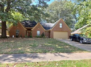 5895 Morganton Dr, Olive Branch, MS 38654