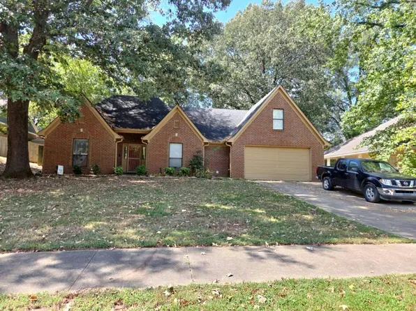 5895 Morganton Dr, Olive Branch, MS 38654