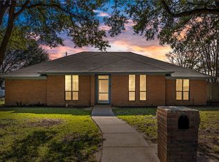 1220 Radisson Dr, Hewitt, TX 76643