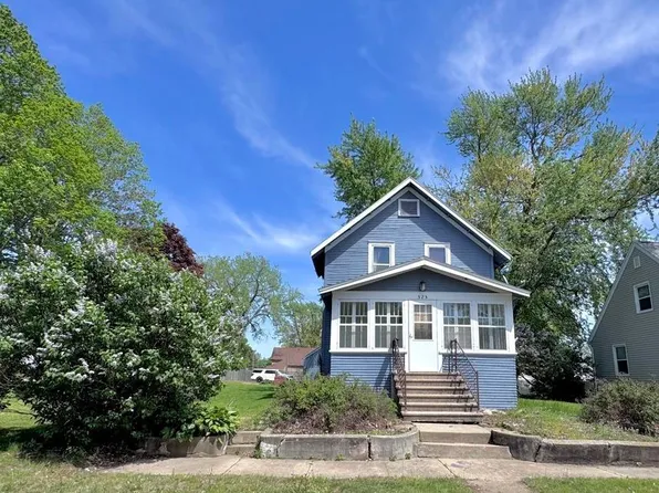 525 2nd Ave NW, Oelwein, IA 50662