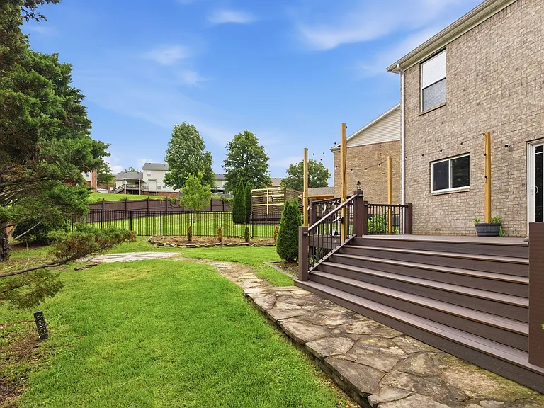 3208 Calder Ct — Photo 30