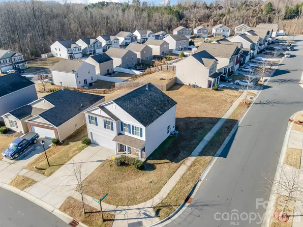 2769 Waybrook Dr, Dallas, NC 28034