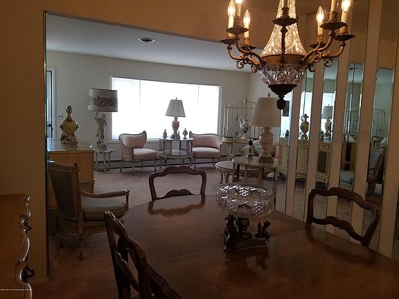4th image of 7 Brookfield Ct