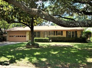 1112 Sheridan Ln, Cleburne, TX 76033