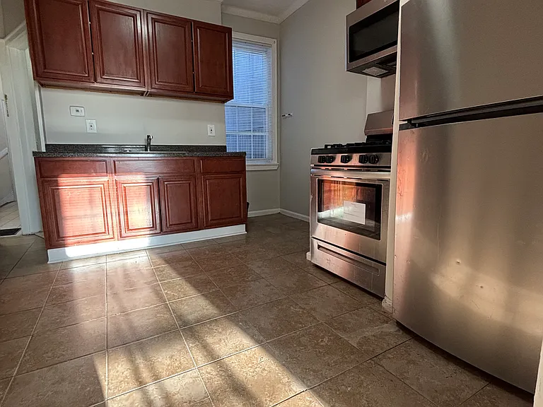 1618 Bergenline Ave #3E — Photo 4