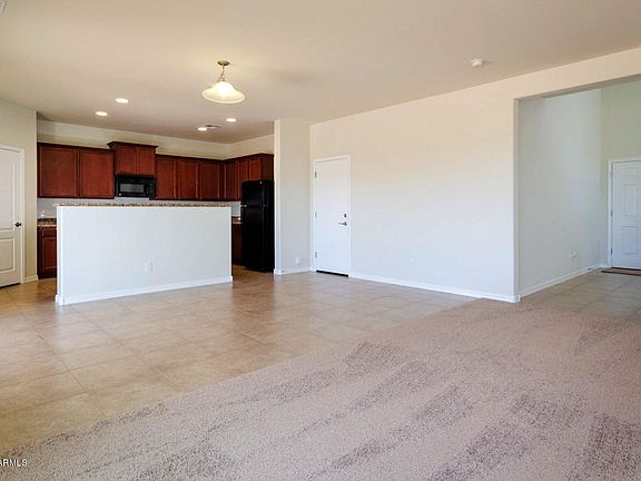 4th image of 8301 W Kittiwake Ln