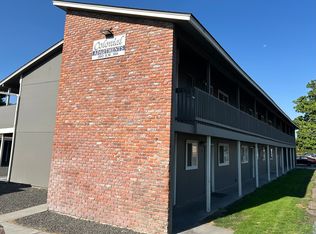 360 SW 9th St #14, Hermiston, OR 97838