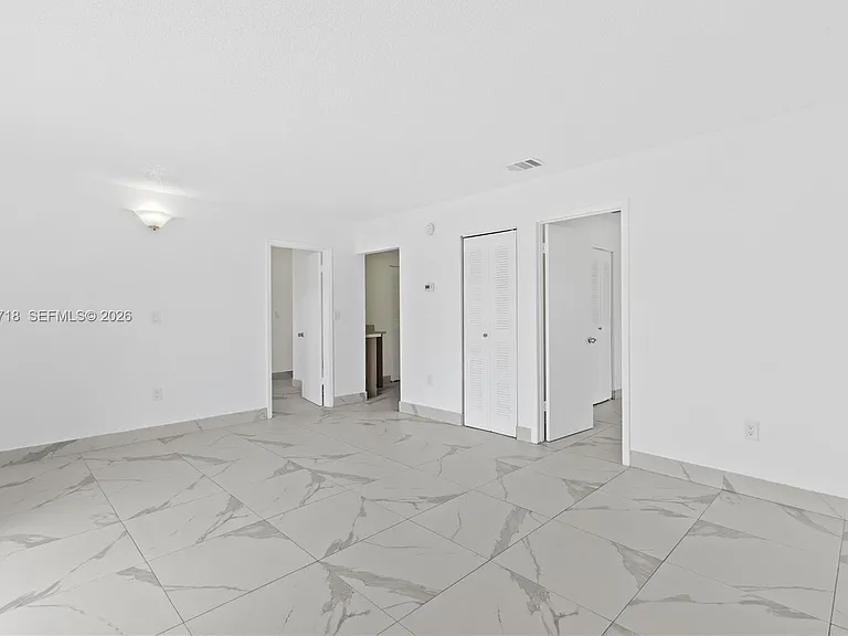 7011 SW 129th Ave #5 — Photo 3