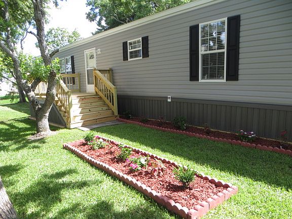 3rd image of 307 Sentinel Dr
