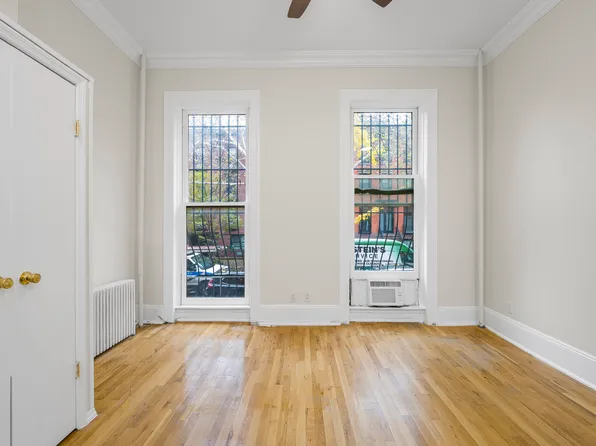 112 Ft Greene Place image 2 of 6