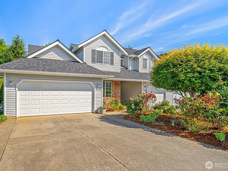 2237 James Cir #A — Photo 2