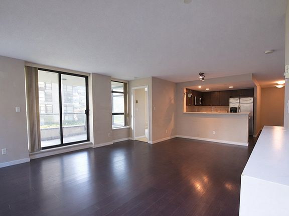 5th image of 8160 Lansdowne Rd #406