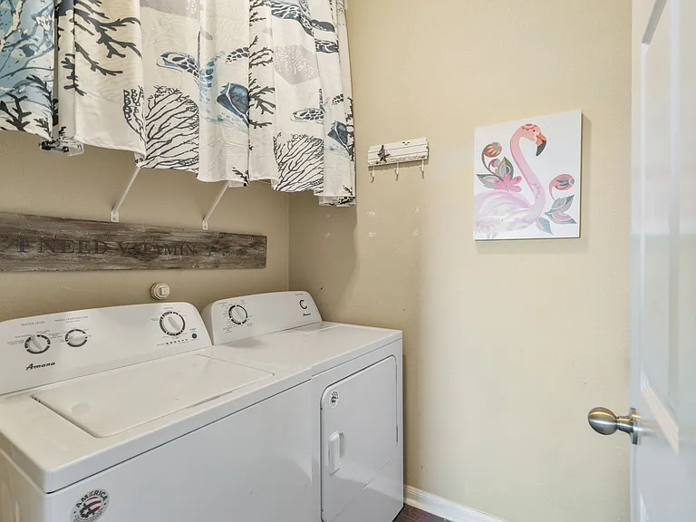 1000 Imperial St — Photo 17