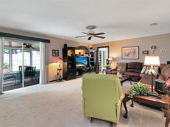 3rd image of 441 Eagle Cir
