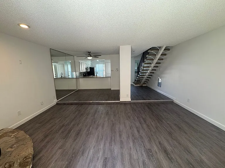 Lauren Garden Villas — Photo 4