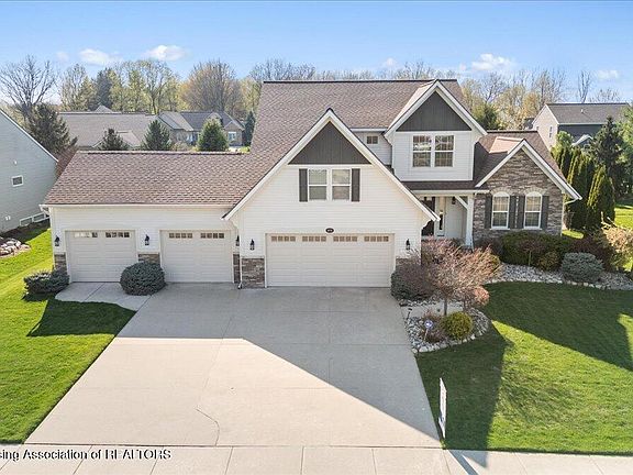 4th image of 10733 Ireland Dr
