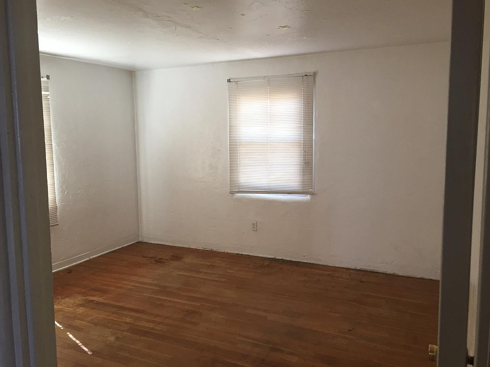 1st image of 1616 Wilmoore Dr SE