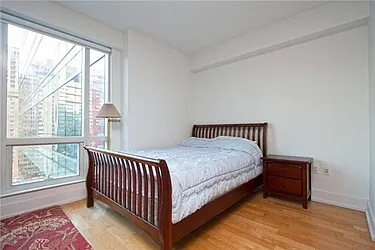 Rented by Space Marketing Shop