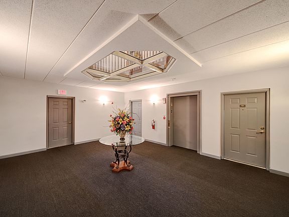 3rd image of 13058 Laurel Glen Ct APT 101