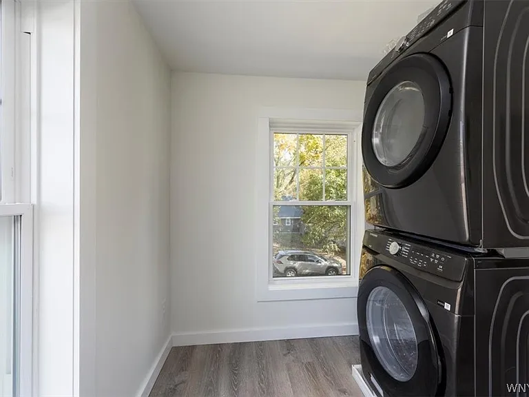 28L Olean St — Photo 13