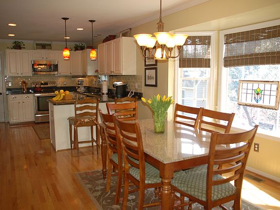 View of Kitchen and Eat In Area