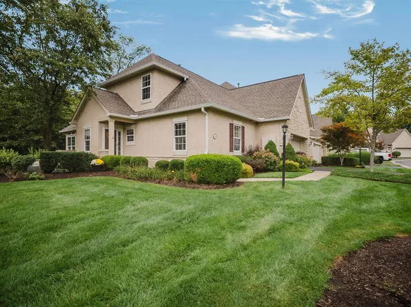 7392 Deer Valley Xing, Powell, OH 43065