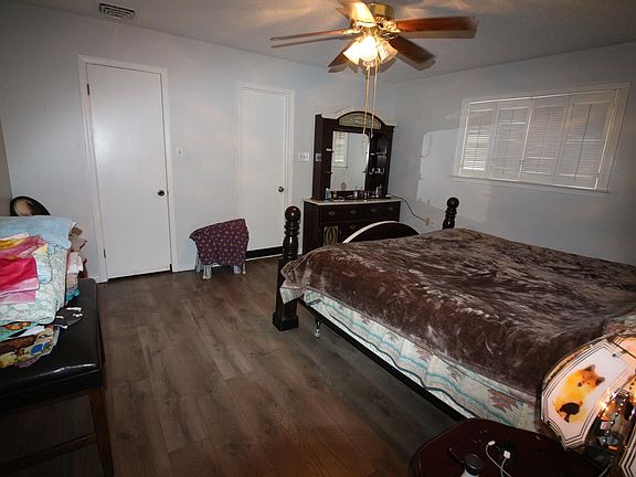 5th image of 6033 Pebble Beach Ave