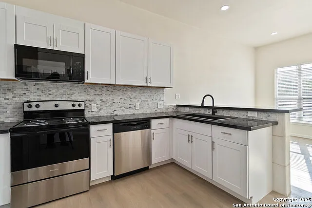 324 Ridgerock Dr #1 — Photo 5