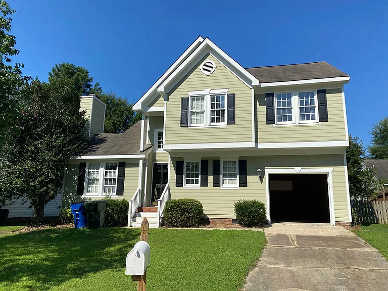 537 Mountain Lake Dr — Photo 1