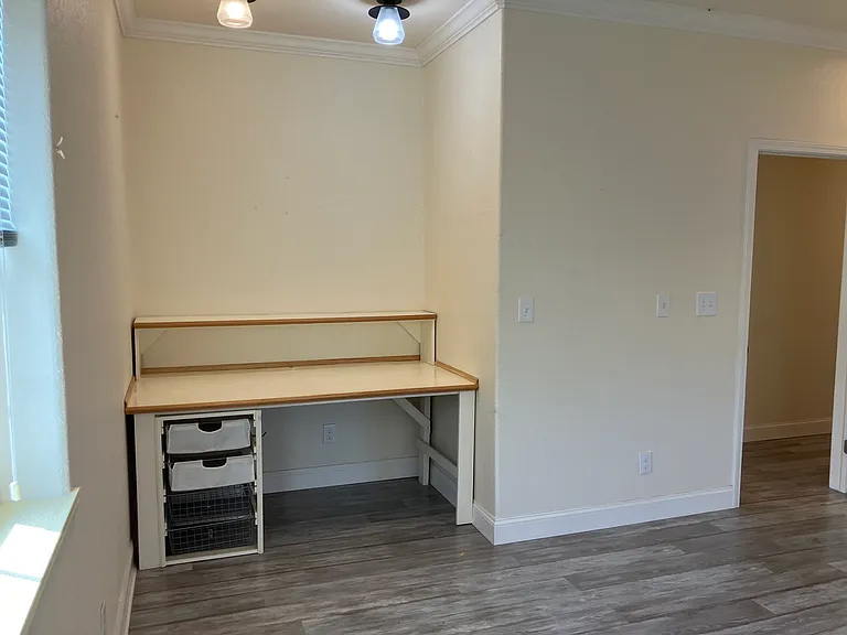 901 Dogwood Rd — Photo 3