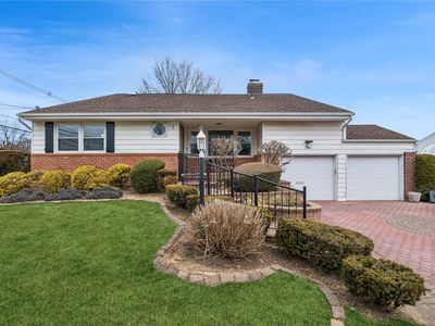 1 Meadow Lane, Freeport, NY, 11520