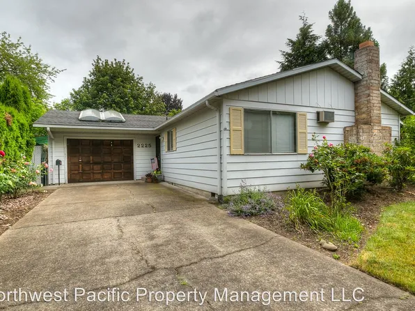2225 Trade St SE, Salem, OR 97301