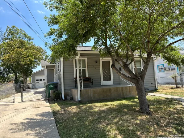 126 Dokes Dr, San Antonio, TX 78228