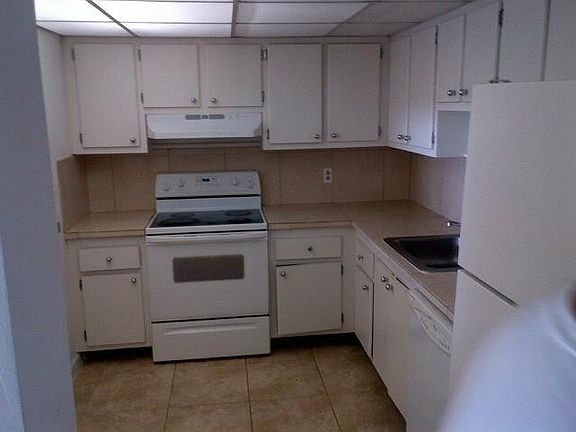 5th image of 1300 NE Miami Gardens Dr APT 1018
