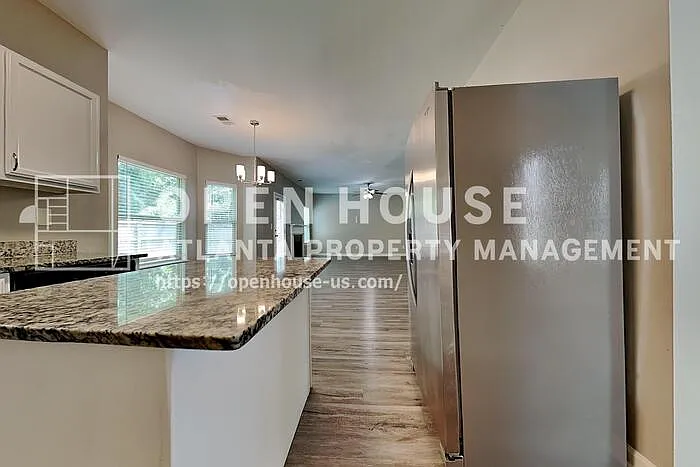 3947 Rosebud Park Dr — Photo 5