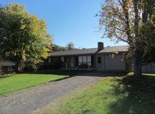 6385 Dews Rd, Hurt, VA 24563