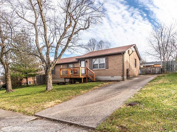 4th image of 103 Oakwood Dr