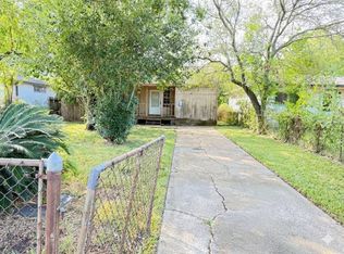 101 17th Ave N, Texas City, TX 77590