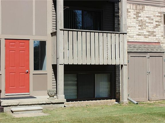 3rd image of 8737 Green Willow St APT 1