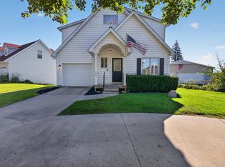 463 Washington Dr, Michigan Center, MI 49254