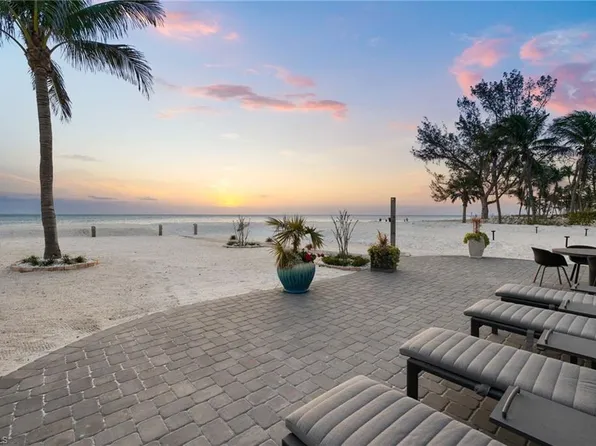 26628 Hickory BLVD, BONITA SPRINGS, FL 34134