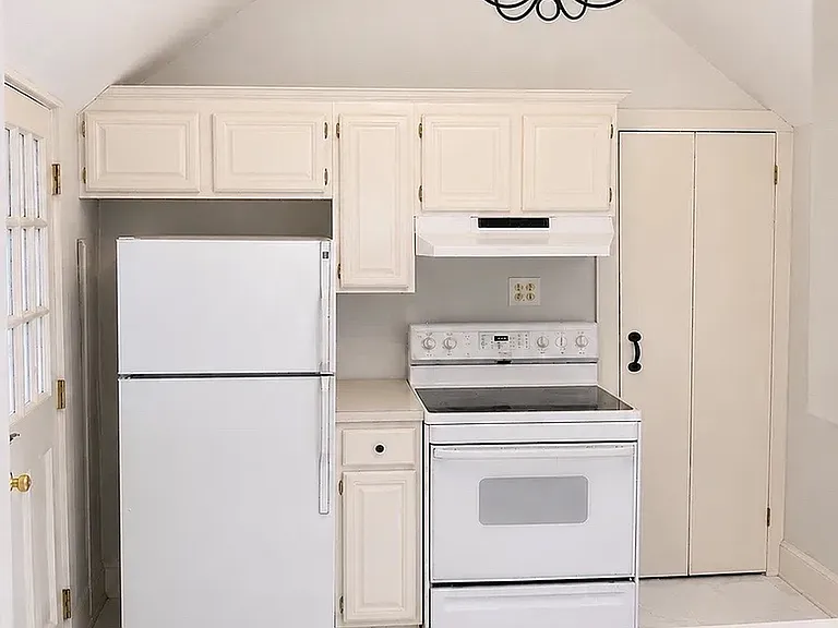 189-2 South St #1 — Photo 3