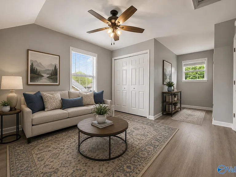 5104 Frankford Dr SE — Photo 25