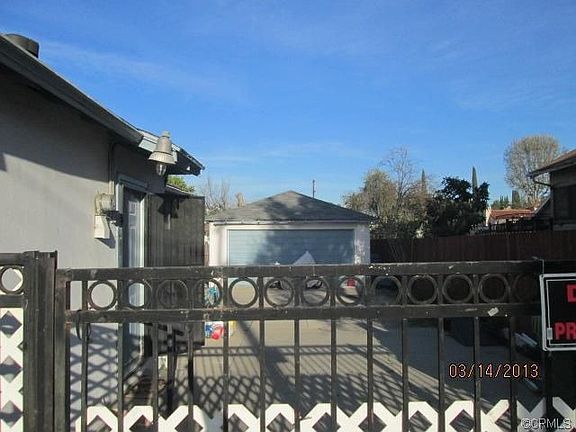 4th image of 2436 Florentina Ave