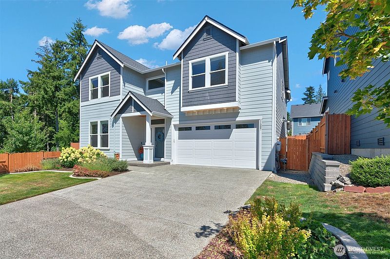 2nd image of 11307 Maple Tree Place NW