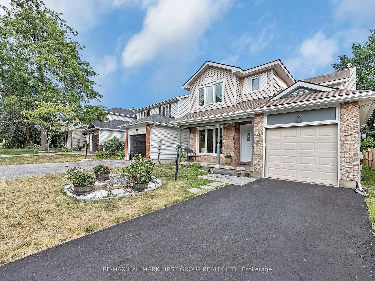3 bed, $2,900 — Photo 1