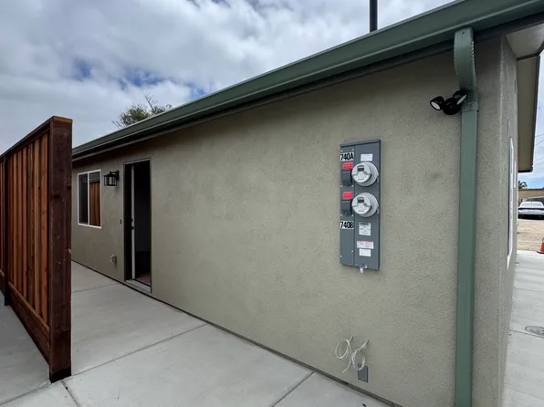 740 Elkington Ave Unit B, Salinas, CA 93905
