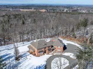 55 Mountain View Dr, Averill Park, NY 12018