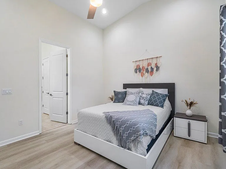 5160 Willow Creek Dr — Photo 28